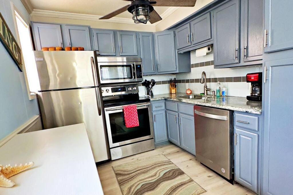 Apollo'S Escape: Your Serene Oceanfront Retreat Surfside Beach Exterior foto